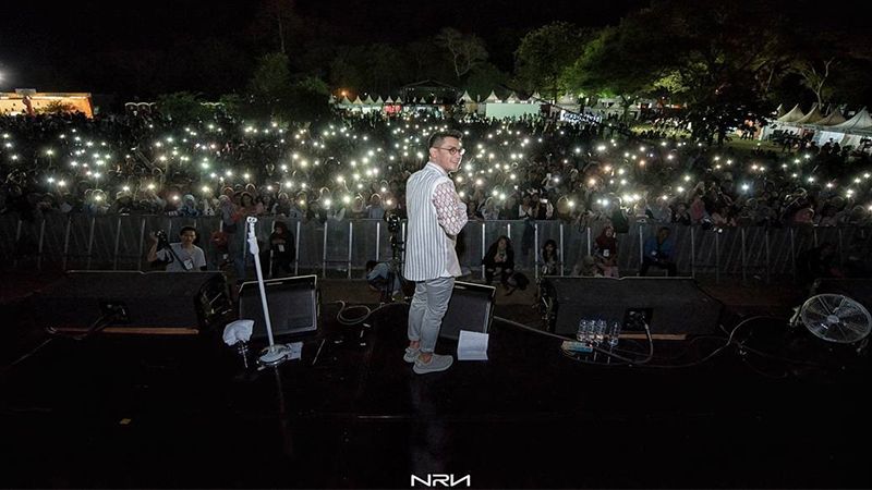 Biodata Afgansyah Reza lengkap - Pemadaman lampu di panggung