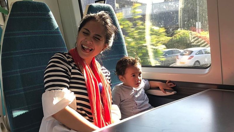Instagram Nagita Slavina dan Raffi Ahmad - Rafathar naik kereta