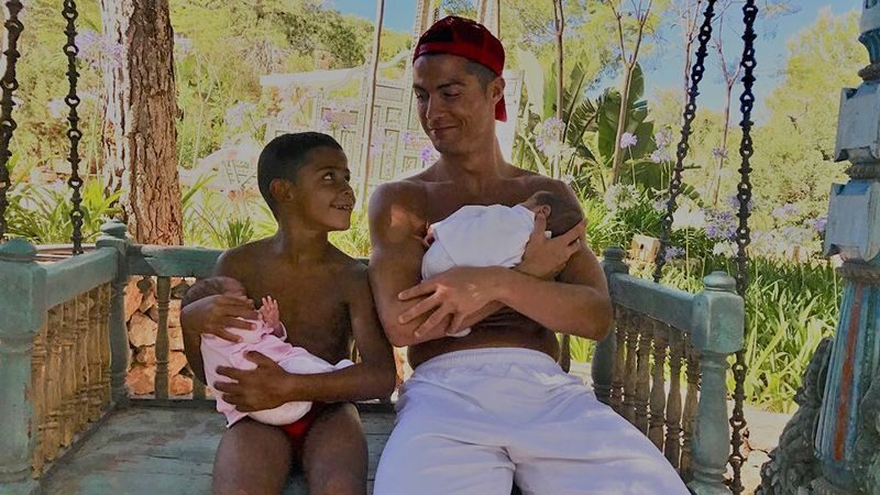 Anak Cristiano Ronaldo - Anak anak CR7
