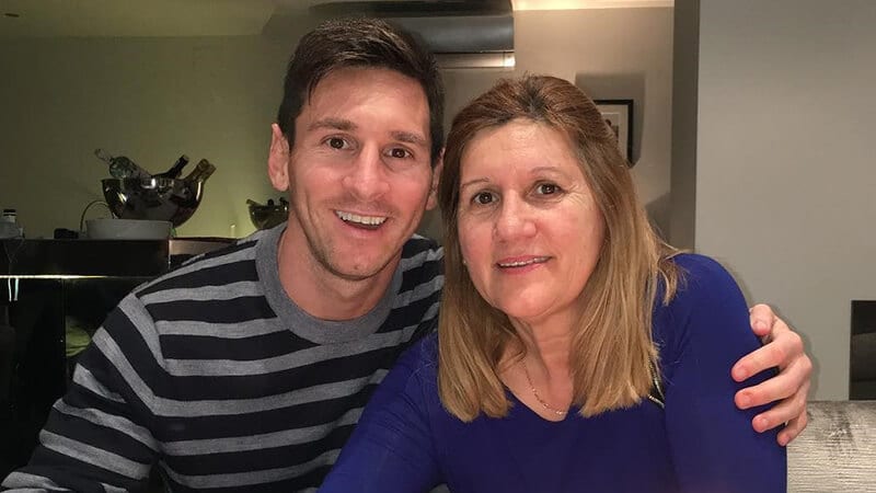 Biodata Lionel Messi - Leo dan Ibunya