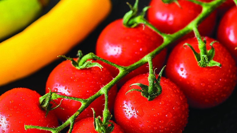 Cara Menghilangkan Komedo Secara Alami - Tomat
