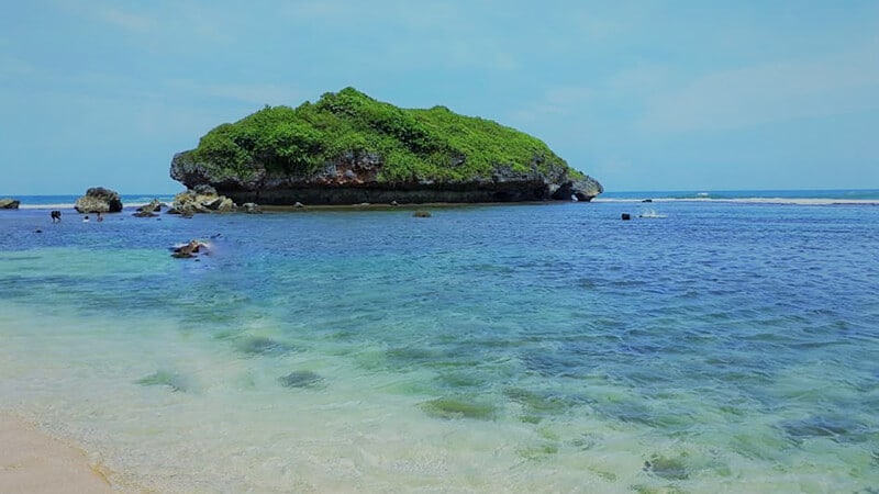 Yogyakarta - Pantai Sadranan