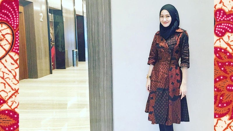 Model Baju Batik Wanita Lengan Panjang - Dress Batik Lengan Panjang