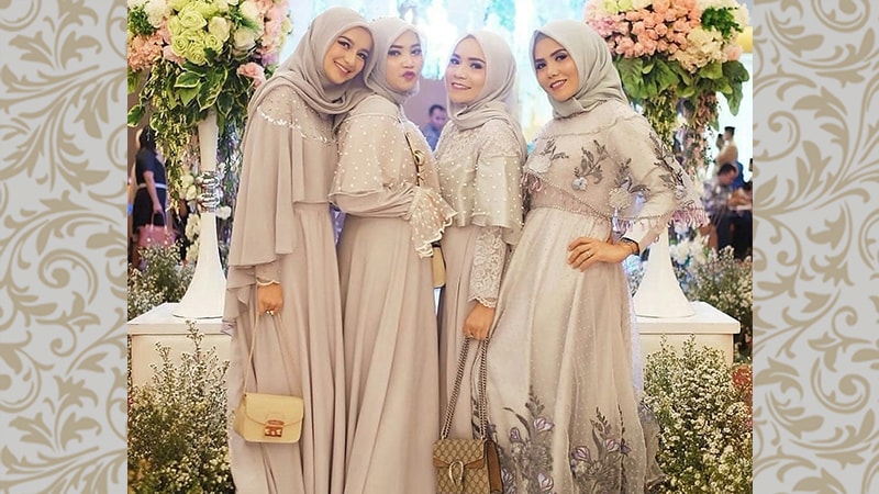 Model Kebaya Muslim Modern - Kebaya Lace Cape Dress