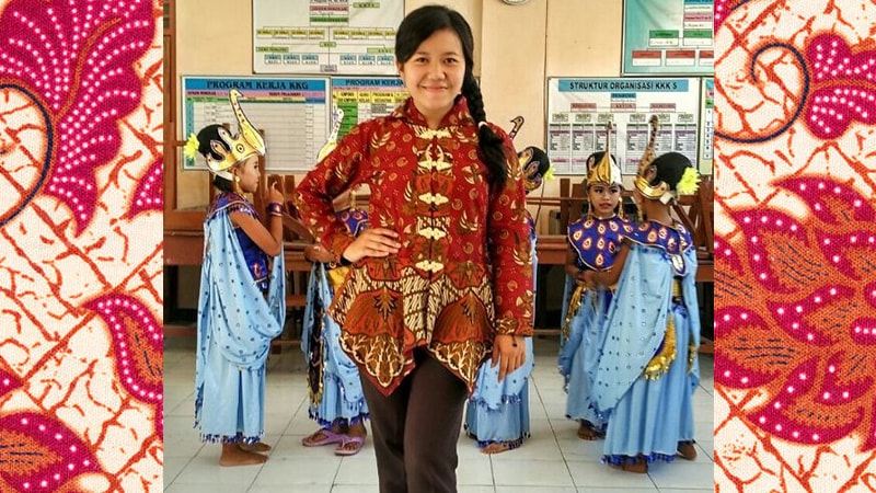 Model Baju Batik Wanita Lengan Panjang - Batik Kancing Depan