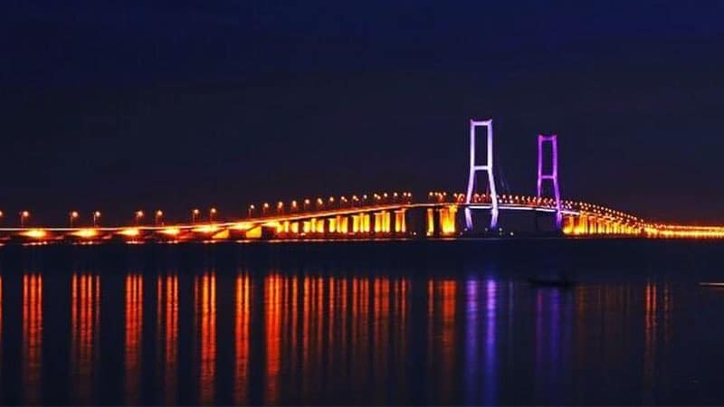 Wisata Surabaya - Jembatan Suramadu