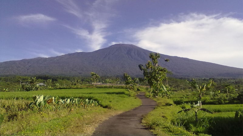Gunung Tertinggi di Indonesia - Gunung Slamet
