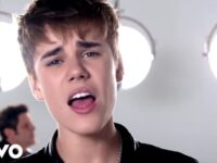 Lirik Lagu That Should Be Me - Justin Bieber