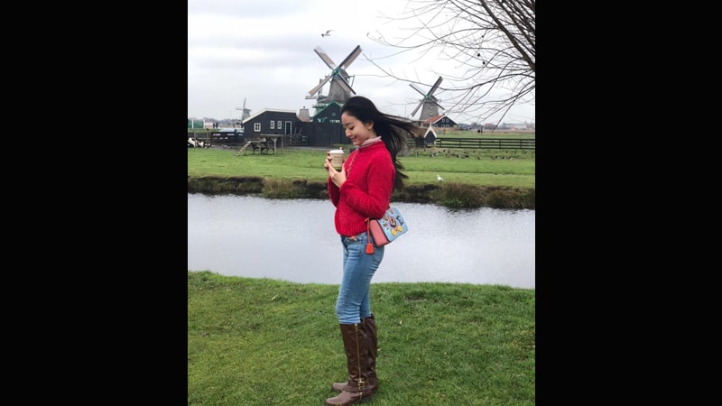 Potret Natasha Wilona - Melancong ke Amsterdam