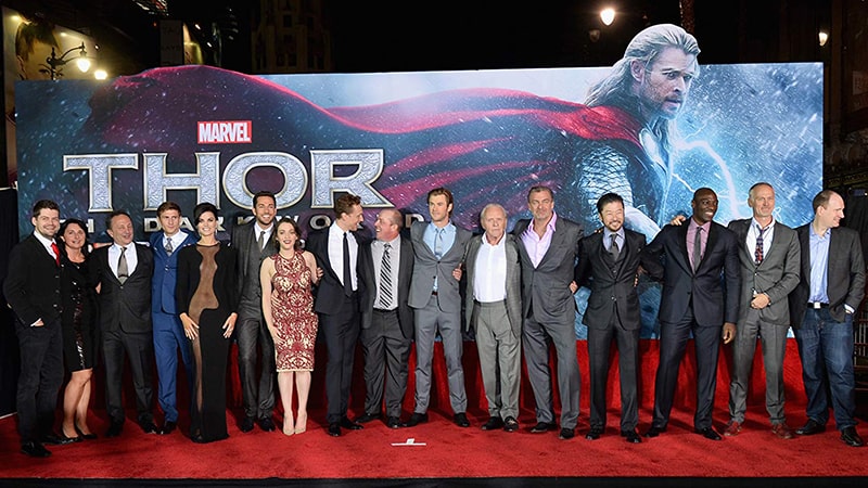 Film Thor The Dark World - Pemeran Film di Red Carpet