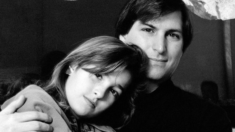 Biografi Steve Jobs - Steve Jobs dan Lisa Brennan-Jobs