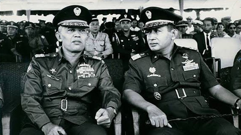 Jenderal AH Nasution - Abdul Haris dan Soeharto