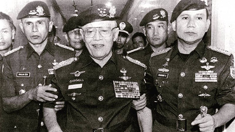 Jenderal AH Nasution - Jenderal Bintang Lima