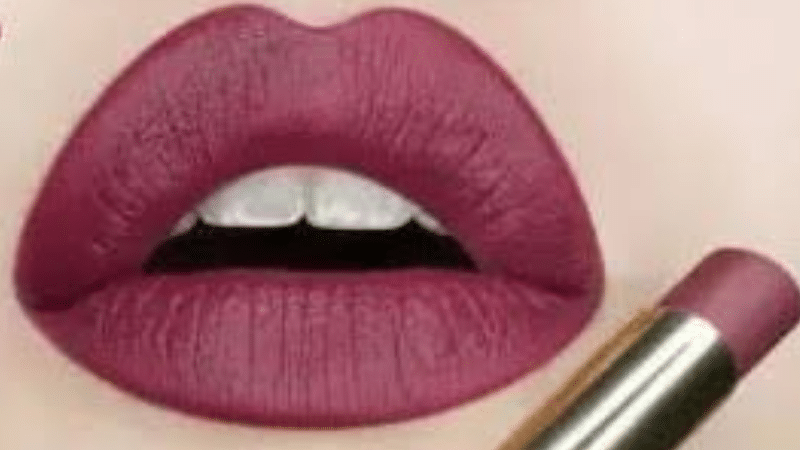 (Gambar 1) Purbasari Color Matte Lipstick Shade Mirah