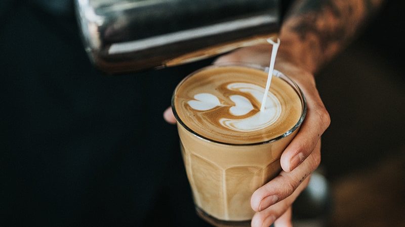Kata-Kata Kopi Romantis - Latte Art Hati